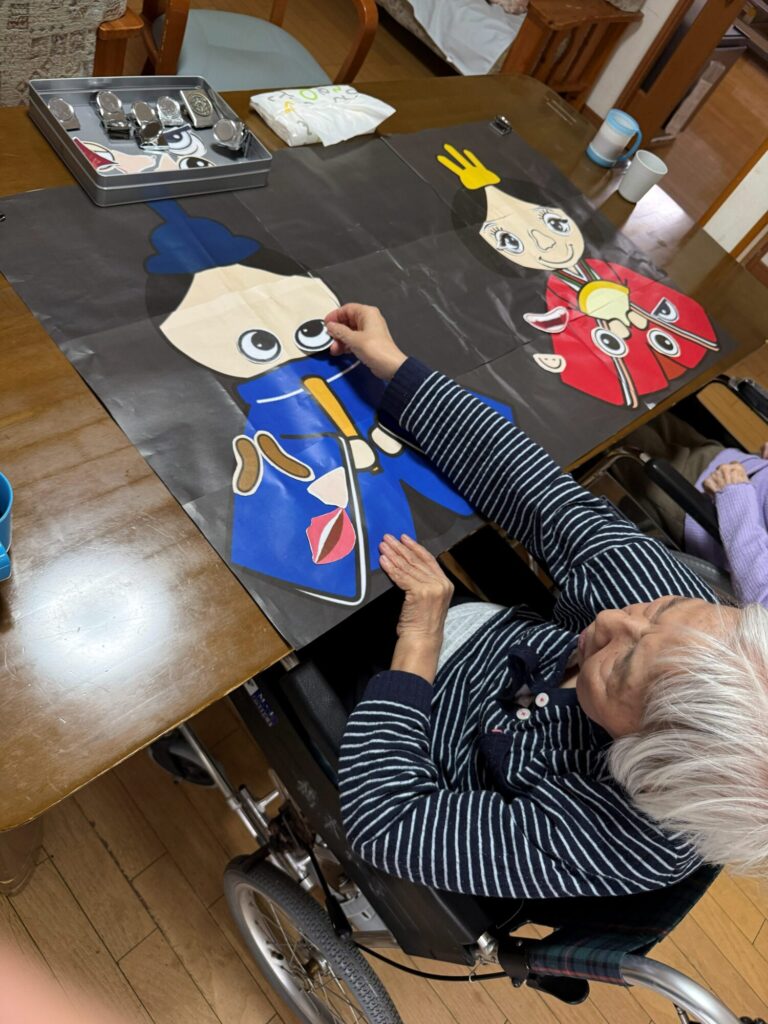 ひな祭り福笑い