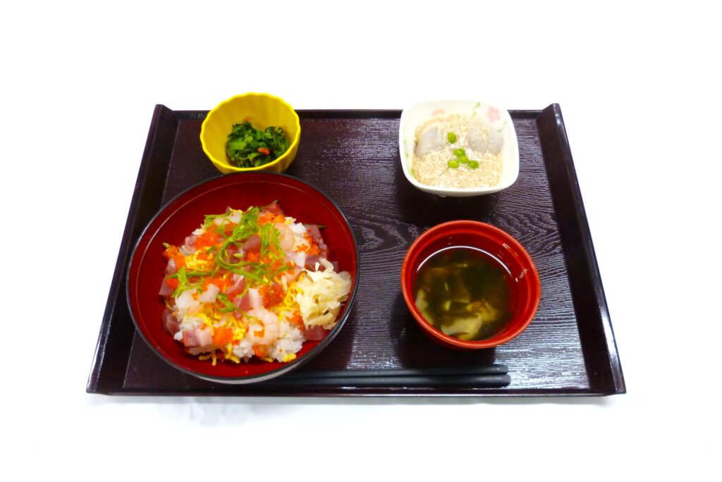 令和8年3月行事食『ちらし寿司』